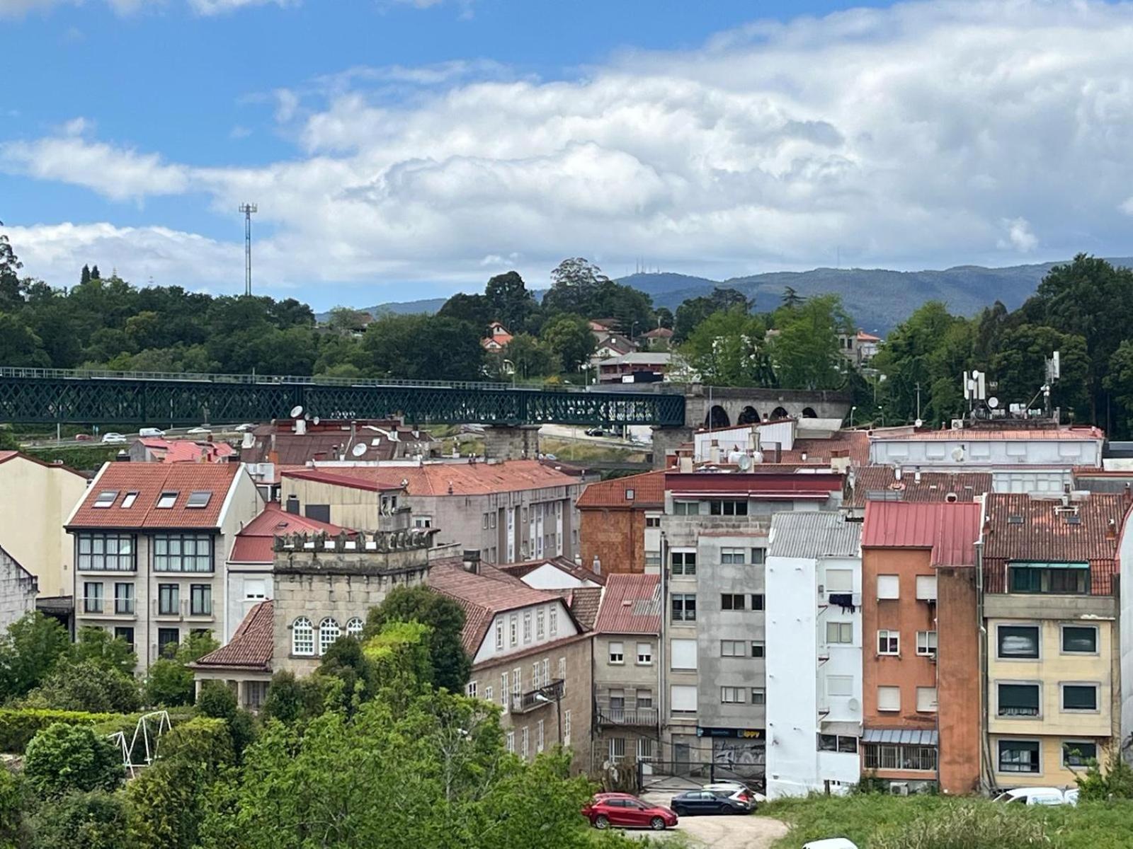 Apartament Apartamento El Viaducto En Redondela Zewnętrze zdjęcie